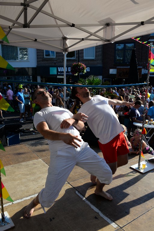 ../Images/Zomercarnaval Noordwijkerhout 283.jpg